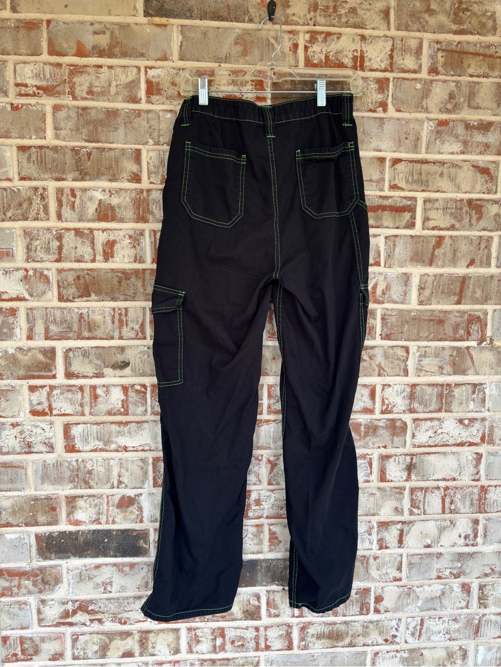 Hot Topic Denim Black High Rise Cargo Pants with Green Stitching - Picture 5 of 7